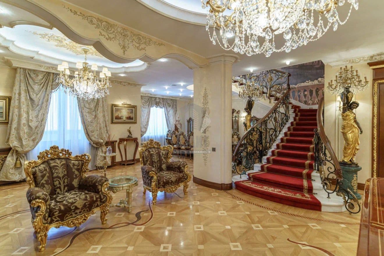 Трехуровневая квартира Сосновая 1а к3 — фото 1 из 12