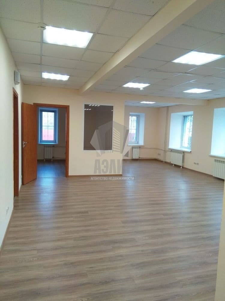 Офис Космонавта Волкова 31 — фото 1 из 9
